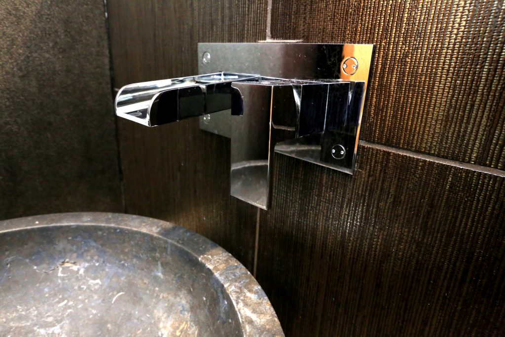 ABSOLUTE TILE SOLUTIONS LTD